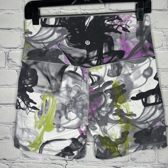 Lululemon Throwback Print Align High-Rise Short 6" - Picture 5 of 9